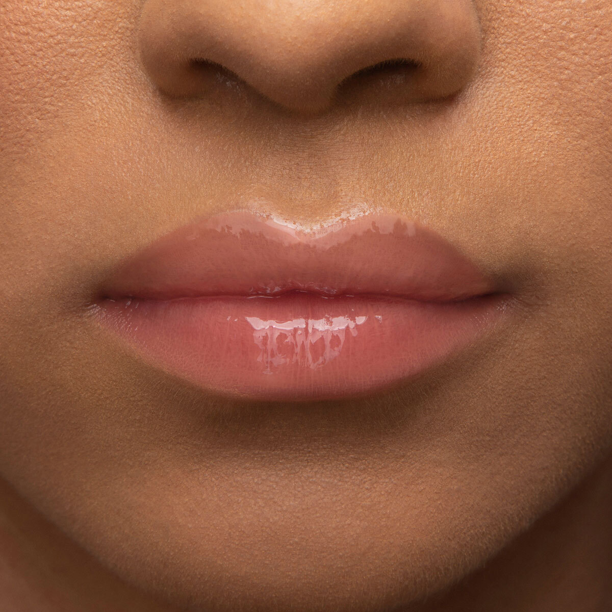 LIP INJECTION LIP GLOSS (BRILLO LABIAL)